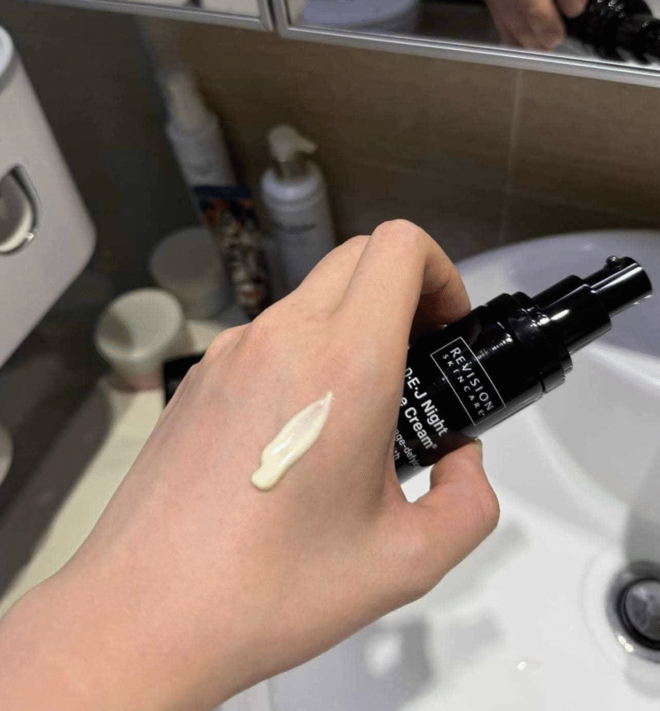 Retinol Revision Night Face Cream: Thực sự đáng tiền?